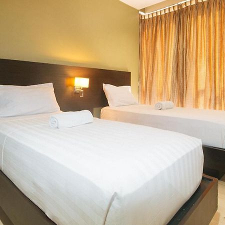 Lorenzzo Suites Hotel Makati City Exterior foto